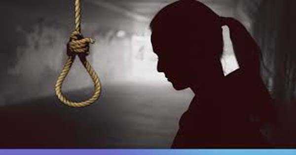 पुलिस द्वारा कथित रूप से पिटाई किए जाने के बाद युवती ने की आत्महत्या पुलिस द्वारा कथित रूप से पिटाई किए जाने के बाद युवती ने की आत्महत्या